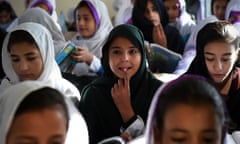 Pakistani schoolgirls 