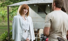 Bryce Dallas Howard and Chris Pratt in Jurassic World.