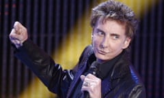 Barry Manilow presenting the German Schlager Award at the Echo Awards 2012