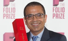 Akhil Sharma winning the 2015 Folio Prize for Family Life.