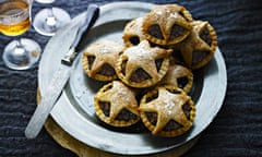 Tom Kerridge sweet meat ‘mince pies’ with raisins and rice