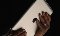 Apple Unveils iPad 2