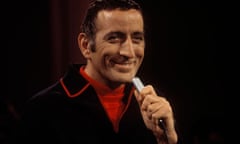 Tony Bennett, young and wearing a goofy grin