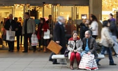 Retailers Hope For A Good Christmas Despite The Current Economic Gloom