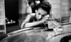 eve arnold bar girl