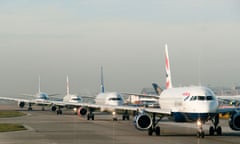 Planes queuing for takeoff at Heathrow