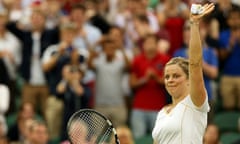 Kim Clijsters waves to the crowd after beating Andrea Hlavackova