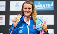 Jazz Carlin celebrates winning the 400m freestyle at the European Championships in Berlin