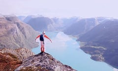 Wingsuit flying, Norway