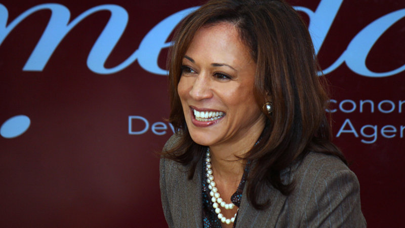 An image of Kamala Harris smiling.