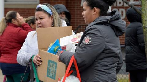 US grocery chains struggle with demand during coronavirus