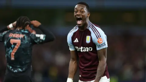 Jhon Duran celebrates Aston Villa winner