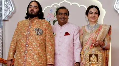 Neeta y Mukesh Ambani, los padres del novio, no han escatimado en esfuerzos para hacer las celebraciones un hito memorable.