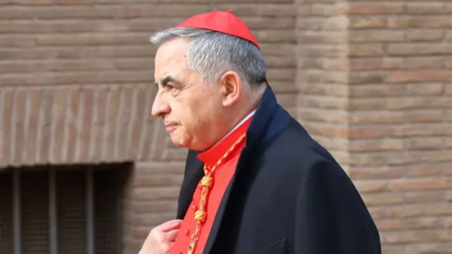 Cardenal Becciu