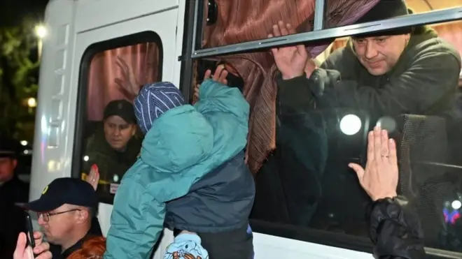 People bid farewell to army reservists in the Omsk region, Russia. Photo: 25 September 2022