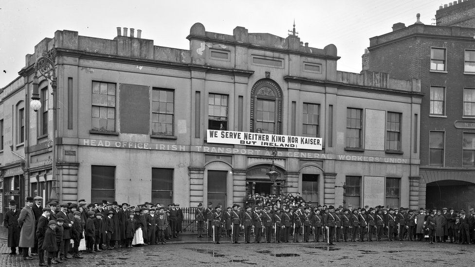 The Irish Citizen Army, a socialist militia, led by James Connolly also played an important role in the rising