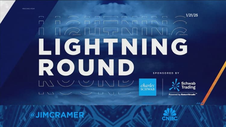 Lightning Round: Don't sell Dow here, says Jim Cramer