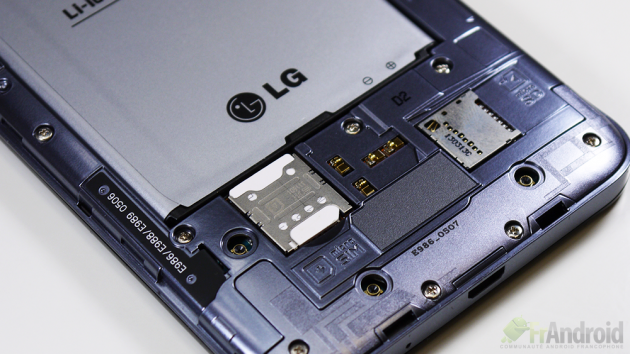 LG-Optimus-G-Pro-cartesim-microusb