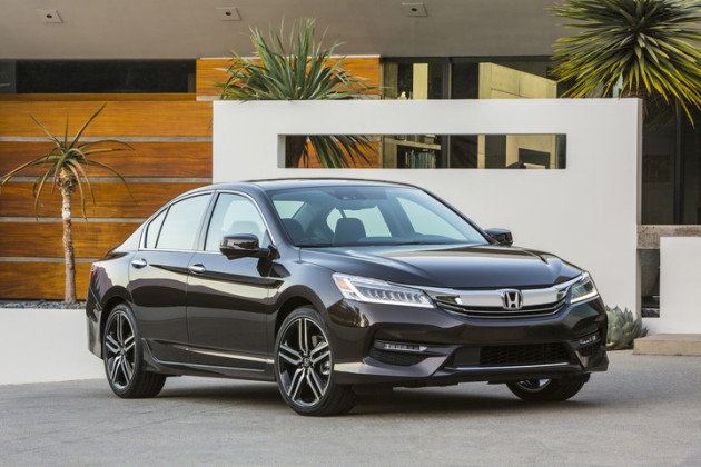 2016_Honda_Accord_1