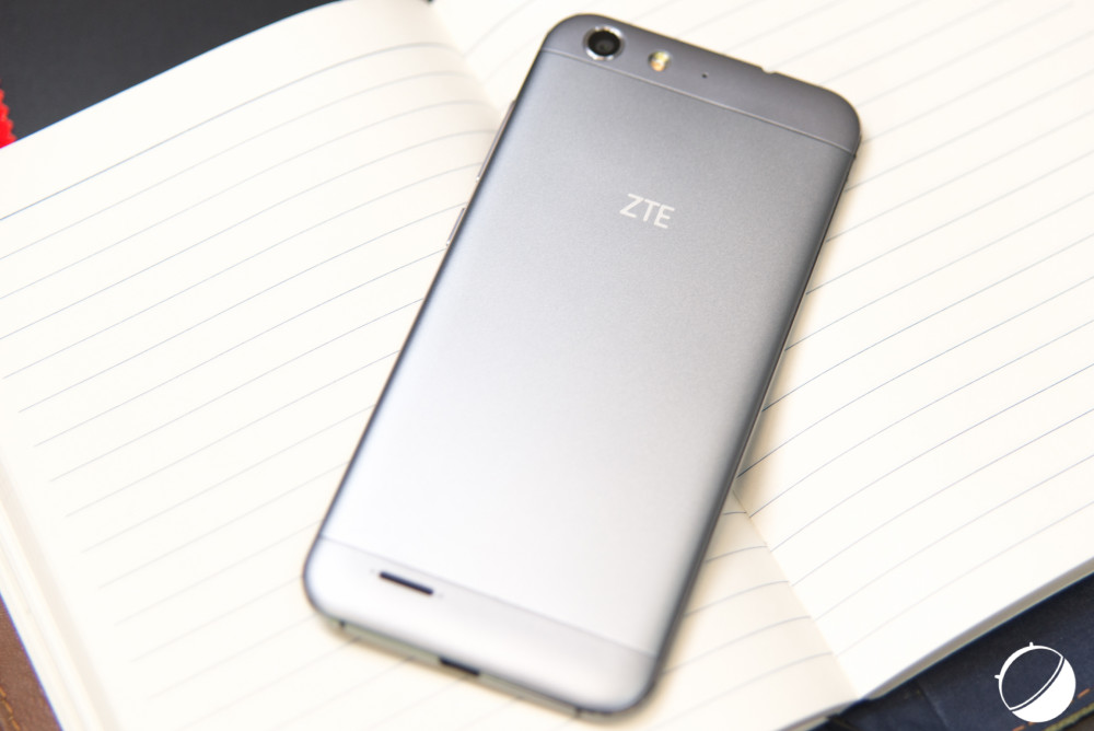 ZTE Blade V6 (2 sur 12)