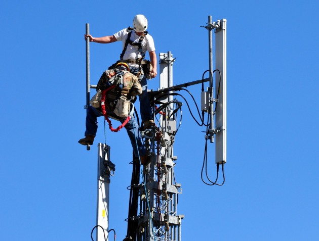 Installation d'une antenne radio