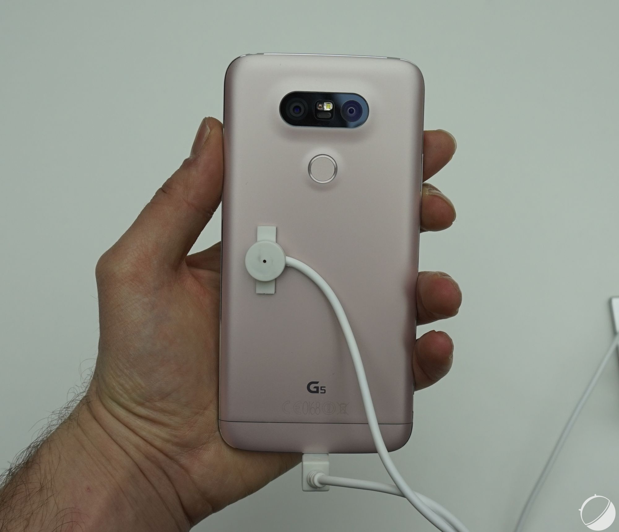 LG-G5-2