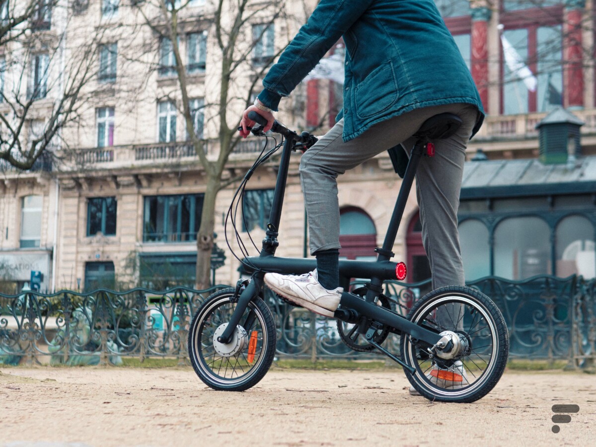 Xiaomi Mi Smart Electric Folding Bike