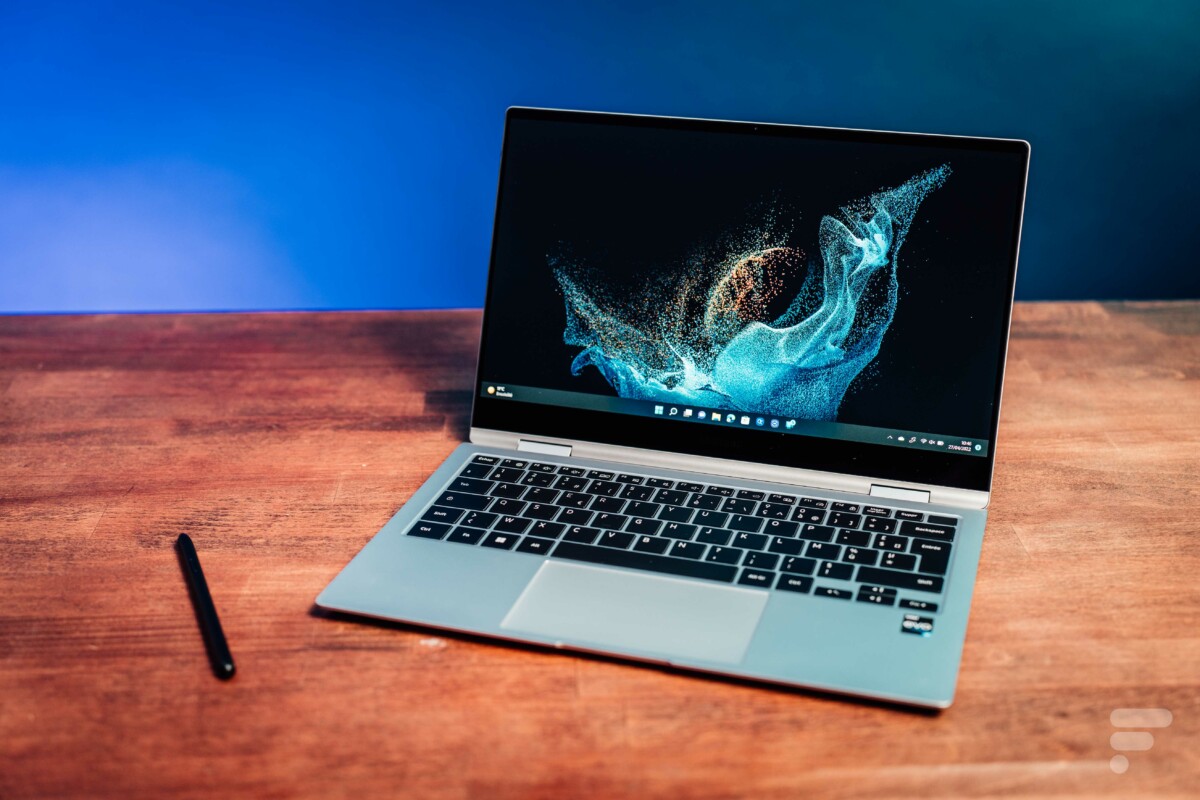 Le Samsung Galaxy Book 2 Pro 360, sous Windows 11