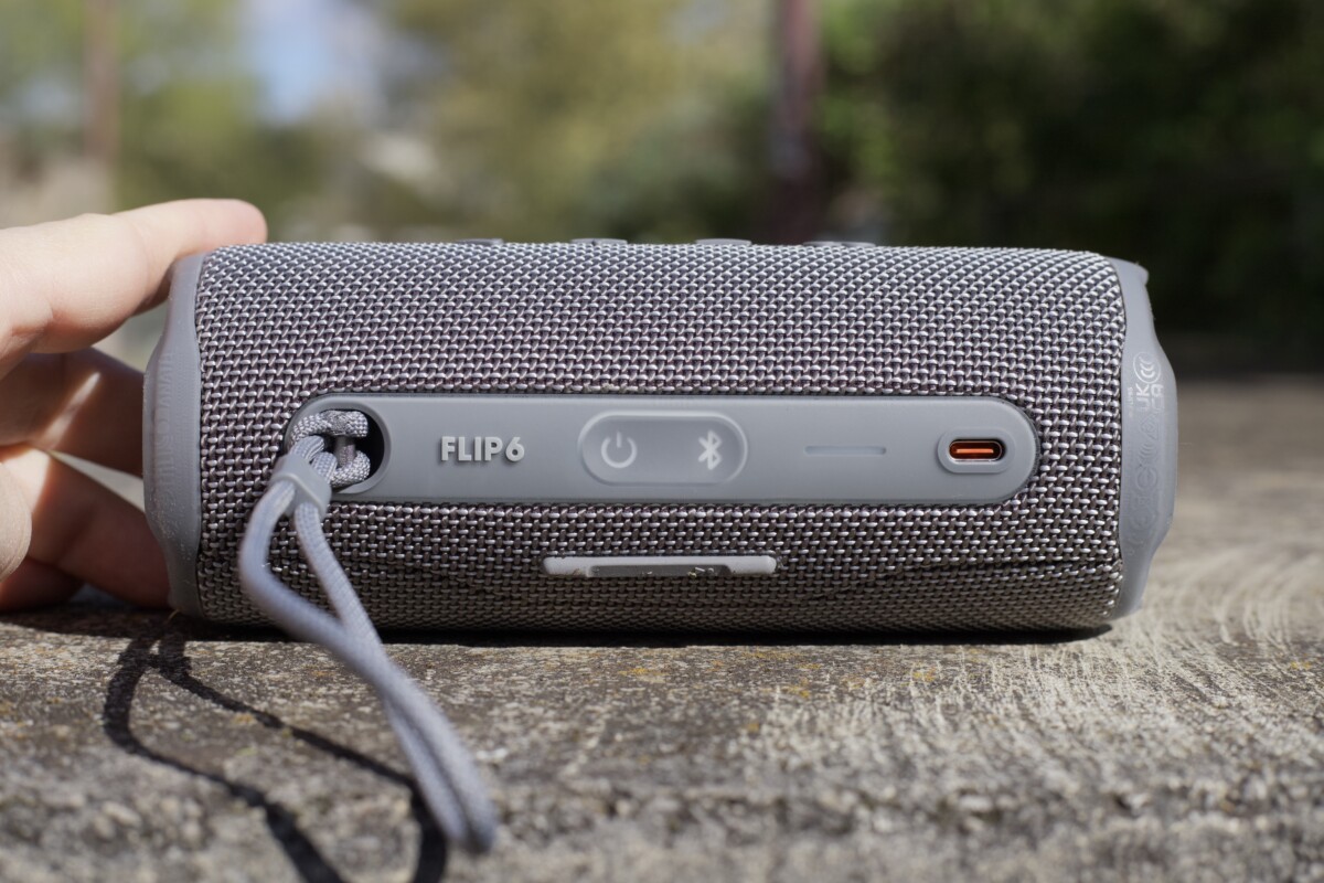 test JBL Flip 6