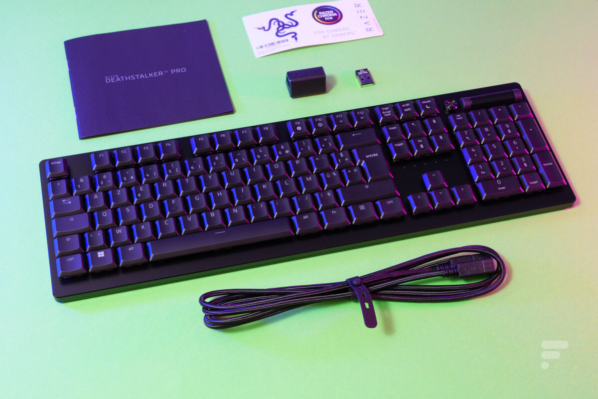 Razer DeathStalker V2 Pro