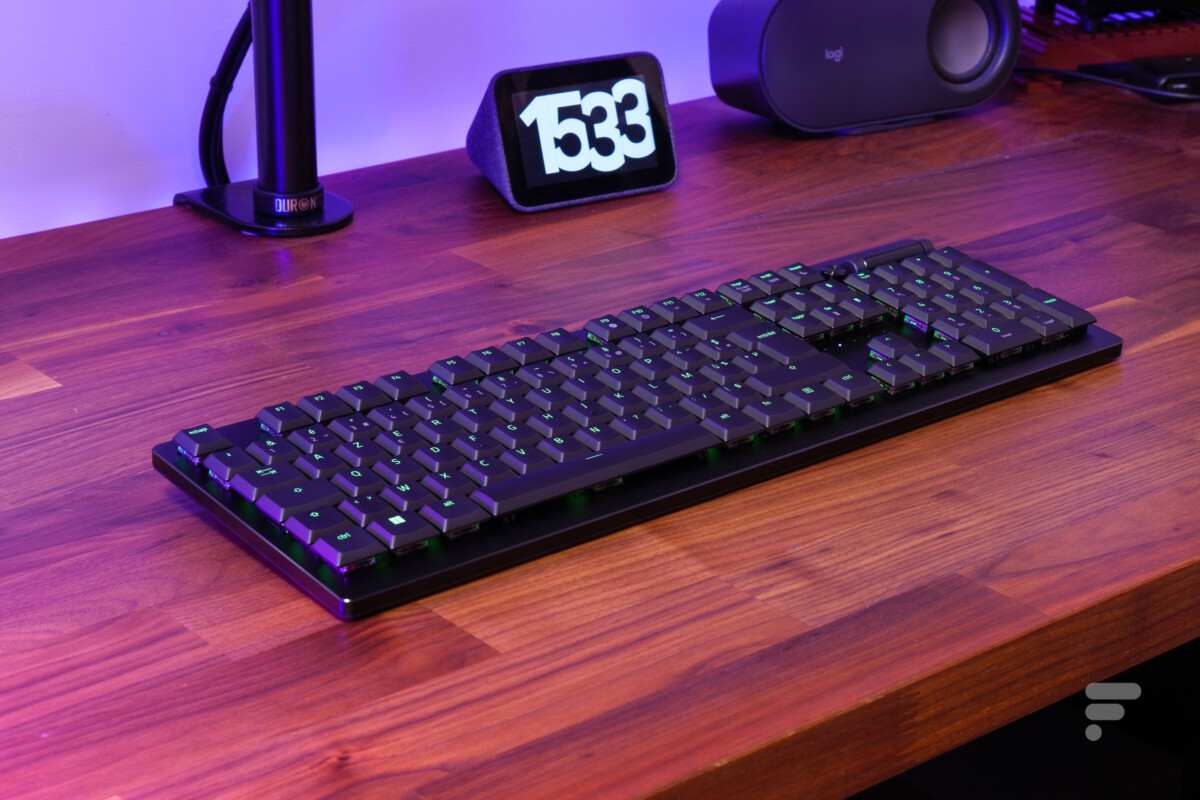 Razer DeathStalker V2 Pro