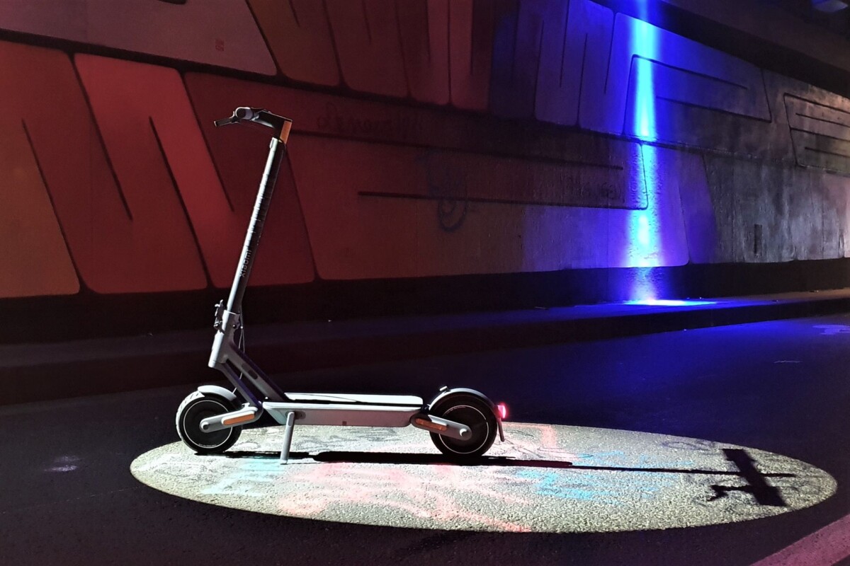 Xiaomi Electric Scooter 4 Ultra profil