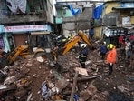 Maharashtra chief minister Uddhav Thackeray on Thursday announced an ex gratia payment of <span class='webrupee'>₹</span>5 lakh for the family members of those who died in the building collapse incident and said that the state will bear the cost of treatment for all the injured.(Reuters)