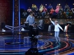 Amitabh Bachchan even danced with a kid on the Kaun Banega Crorepati 13 stage.(Tumblr)