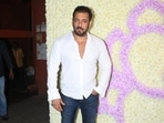 Salman Khan poses for the paparazzi at the Ganesh Chaturthi celebrations held at his sister Arpita Khan and brother-in-law Aayush Sharma's home. 