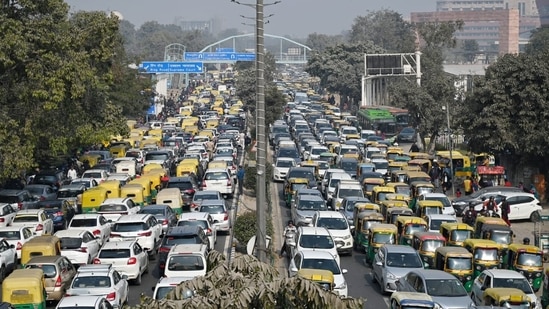The Delhi Police informed that they received several calls from commuters reporting traffic woes. (HT Photo/Sanchit Khanna)