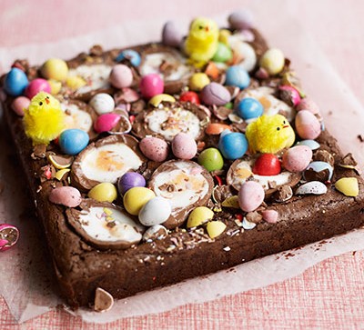 Brownie with Easter eggs