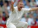 Freddie Flintoff Hits DS for Six