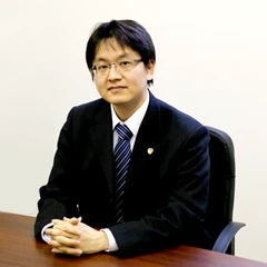 山本 友也 弁護士