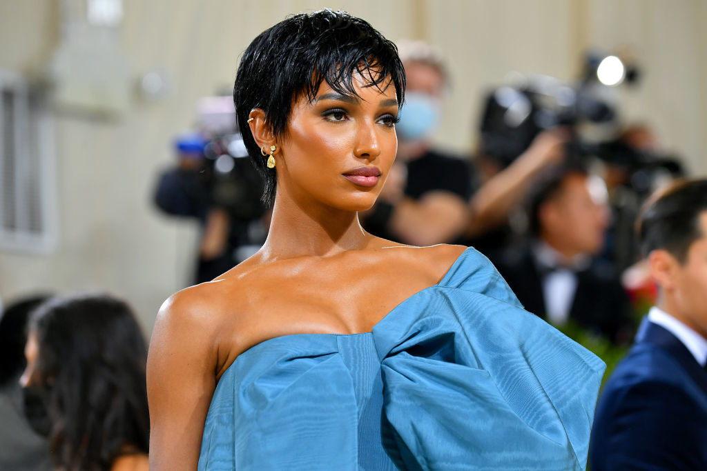 A close up of Jasmine Tookes as she poses on the Met Gala steps