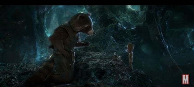 Rocket talking to Groot