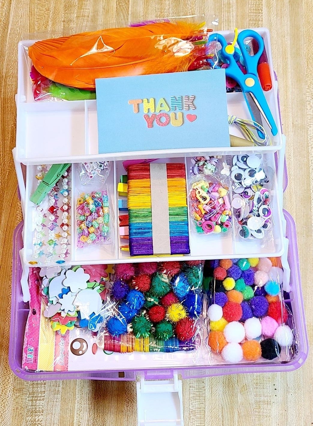 Craft supply kit with crafts