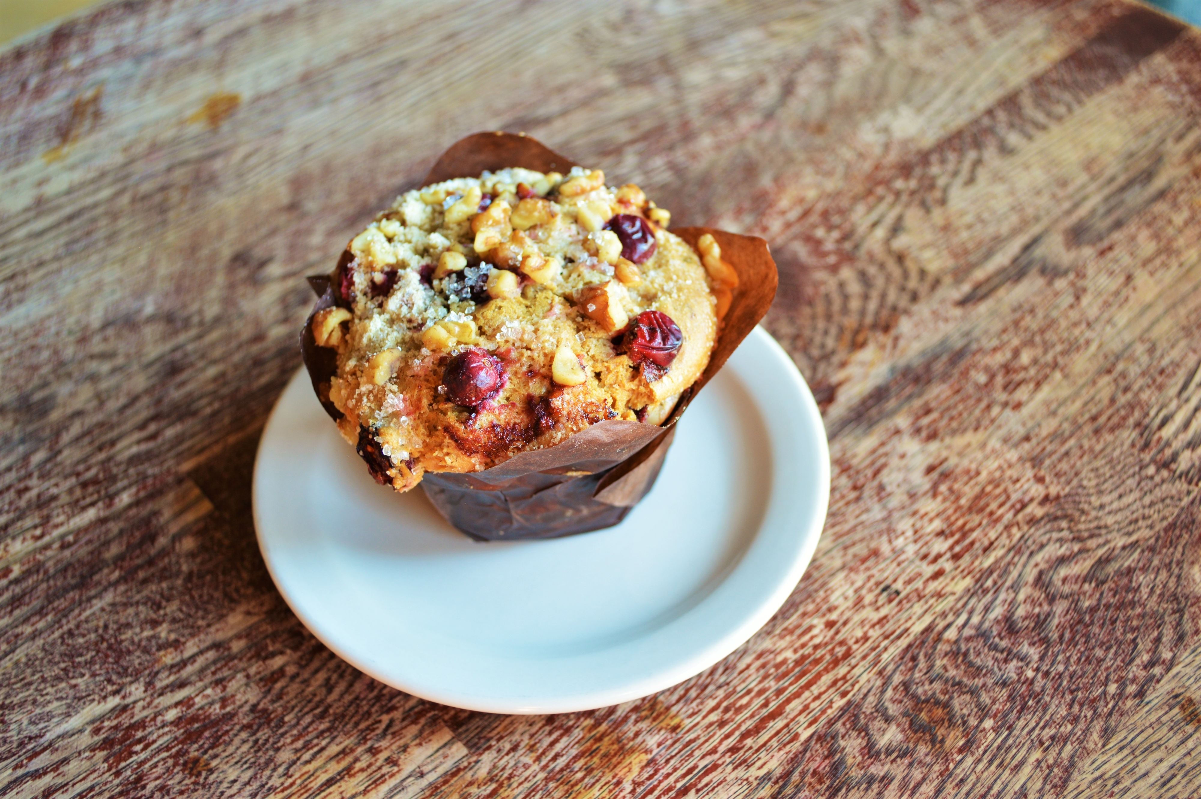 a muffin on top of a plate