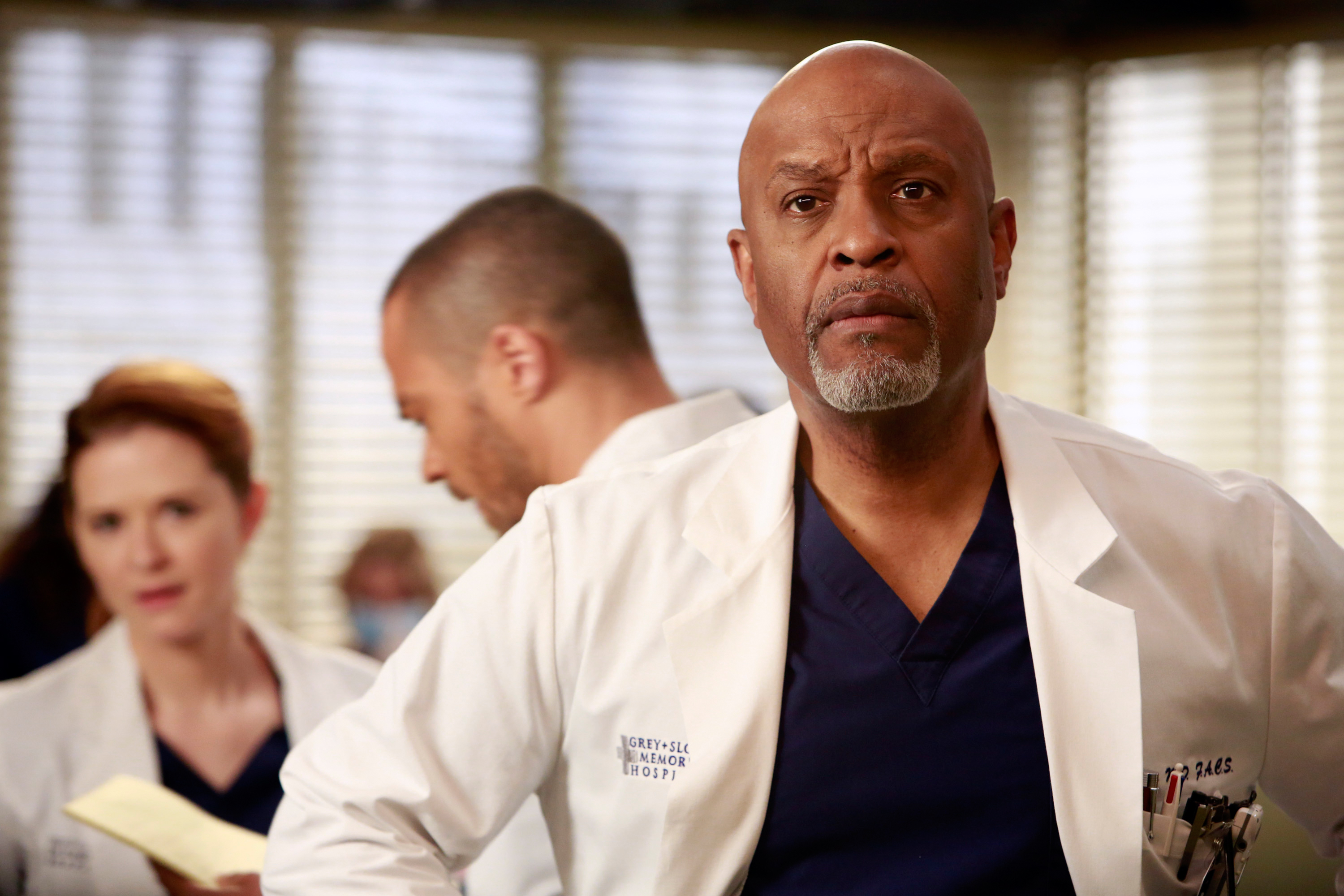 Richard Webber, April Kepner, and Jackson Avery wearing medical coats in a scene from Grey&#x27;s Anatomy