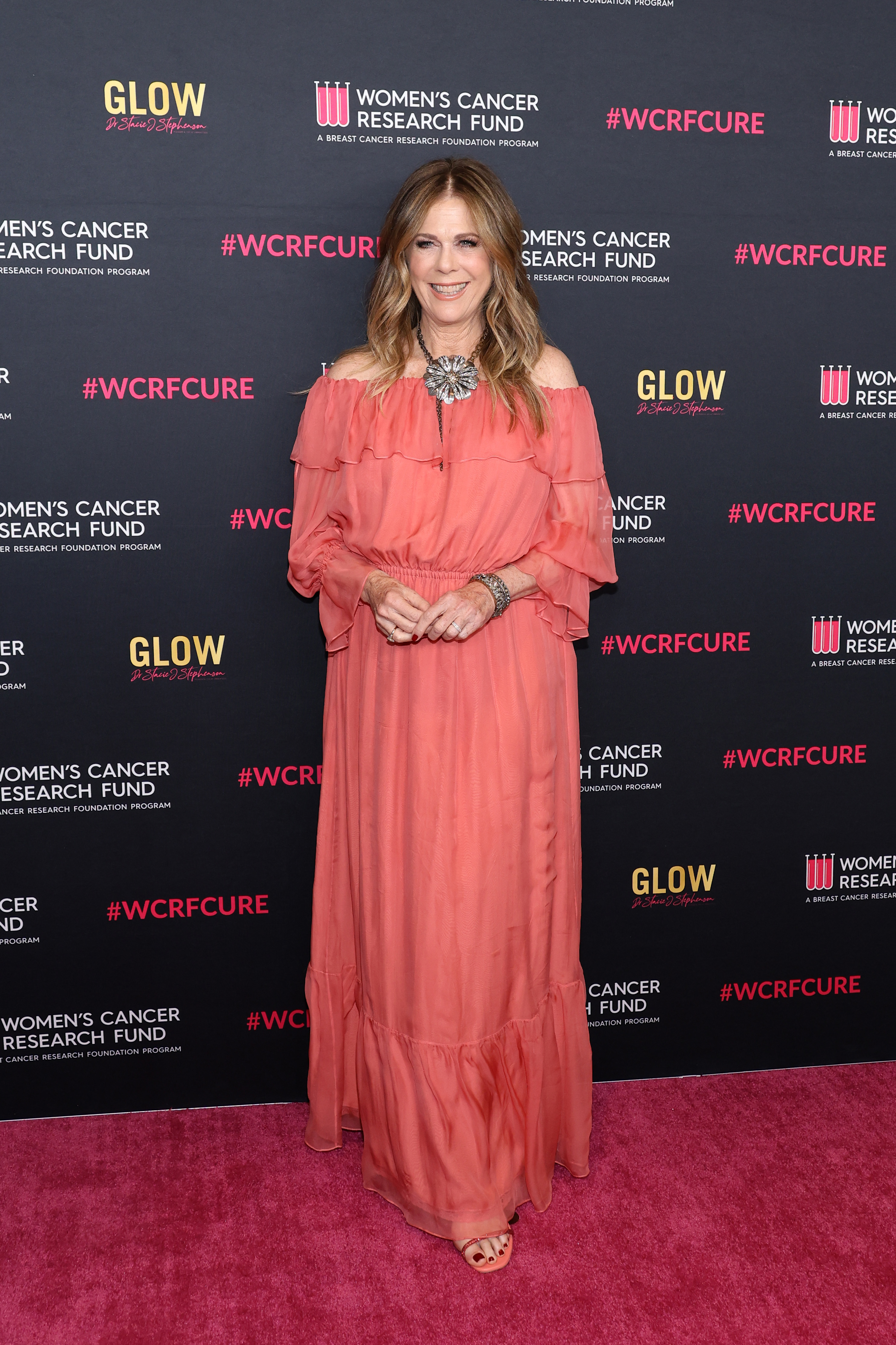 Rita Wilson on the red carpet