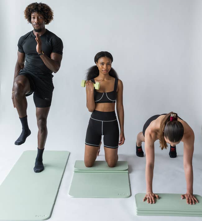 models using the green mat unfolded and folded, showing how it works