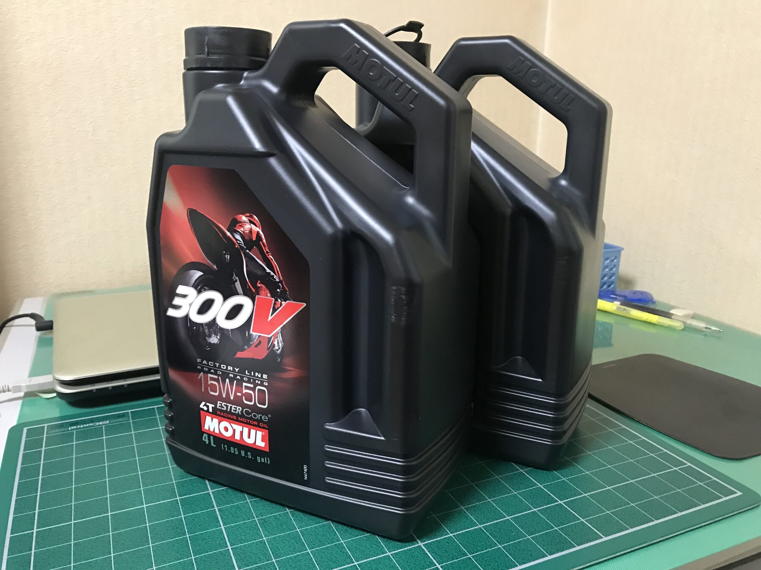 MOTUL300V