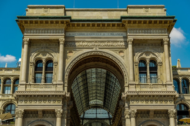 Bezpłatne zdjęcie galleria vittorio emanuele w mediolanie