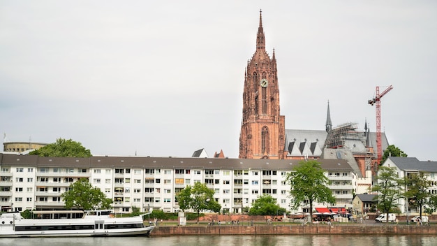 Bezpłatne zdjęcie pejzaż centrum frankfurtu w niemczech