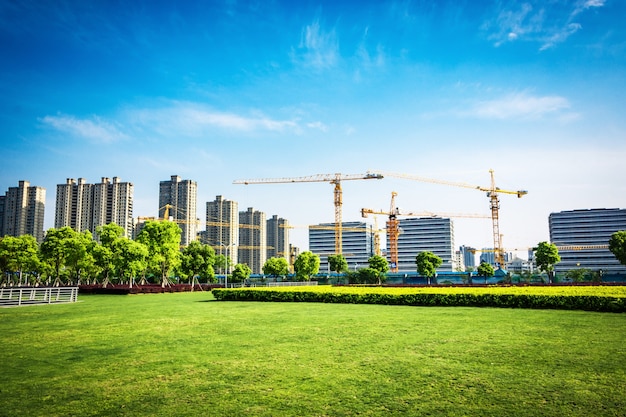 Parco nel centro finanziario di lujiazui